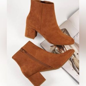 Ankle boots